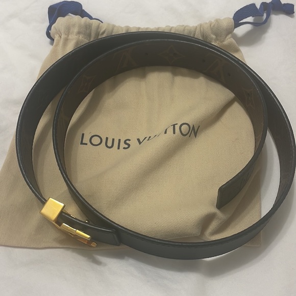 ๐ฏ Authentic Louis Vuitton 30mm reversible belt - Picture 3 of 9